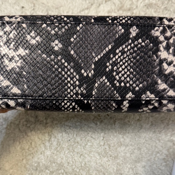 NWOT Michael Kors Penelope Top Handle Satchel - Picture 3 of 10